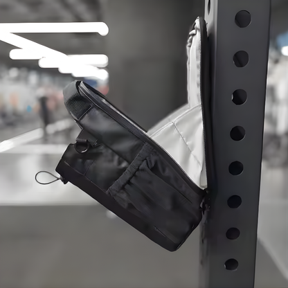 Bolso magnético que mantiene tus esenciales justo donde entrenas